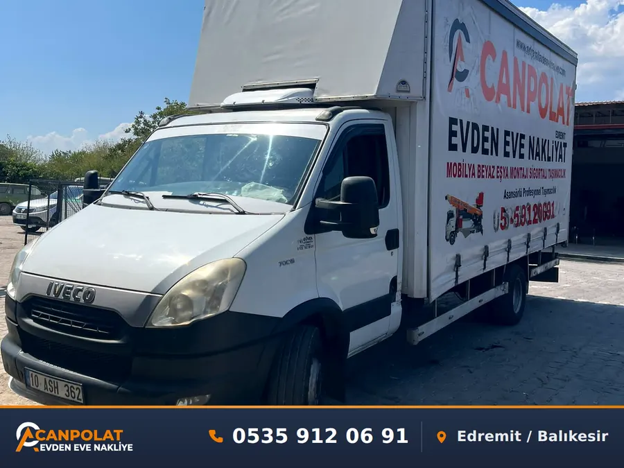 Canpolat Nakliyat'ın kapalı kasa evden eve nakliyat kamyonu